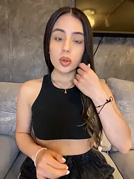 Webcam Model (AbyThompson)  is live.Free join now!