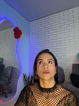 im_fernanda - Im_Fernanda's free webcam - UK Sex Cams