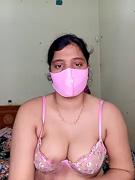 Webcam Model (Rose-luckey)  is live.Free join now!