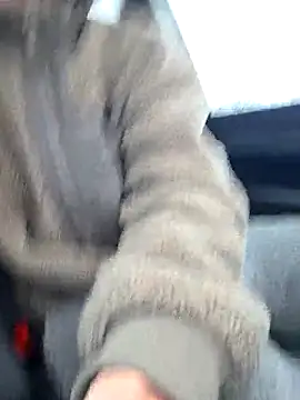 zeefy (M young) - Risky public cum