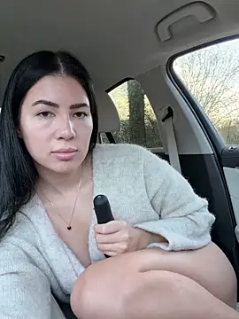 clairebree - ClaireBree's free webcam