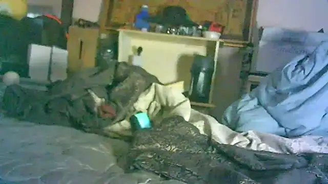 on3youlln3ver_fir3 - ON3YOULLN3VER_FIR3's free webcam - UK Sex Cams