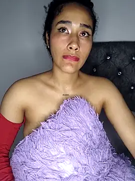 Webcam Model (jaderossxx)  is live.Free join now!