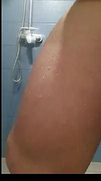 sza_0515 (M young) - 直播洗澡