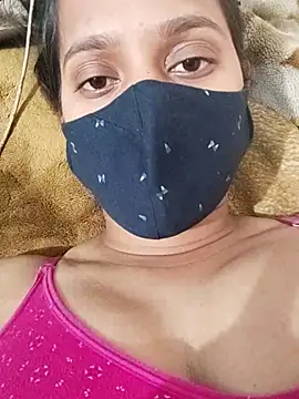 Webcam Model (me-leela)  is live.Free join now!