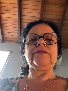 sharongirl07 (F mature) - showsquirt