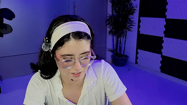 lillianderson - LiLLiAnderson's free webcam - UK Sex Cams