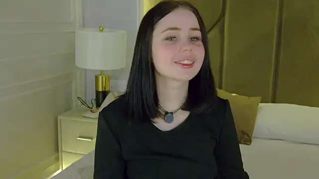 alicelune - AliceLune's free webcam