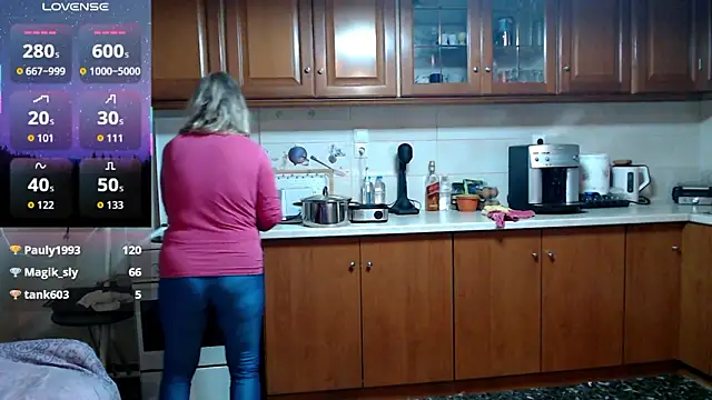 jennadeluxe - JennaDeluxe's free webcam - UK Sex Cams