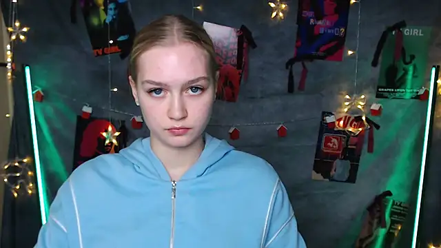 mademoisellecl - MademoiselleCl's free webcam - UK Sex Cams