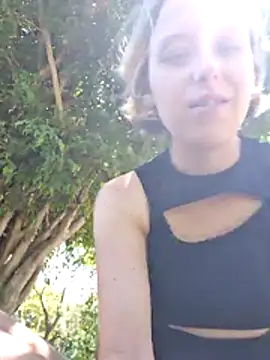 public_katrisha (F young) - 2 fingers in pussy✌️