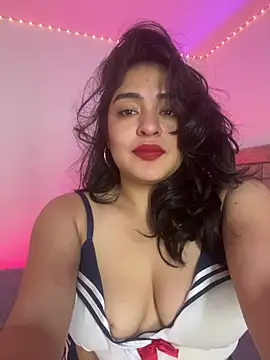 Webcam Model (EmilyNoir1) is live