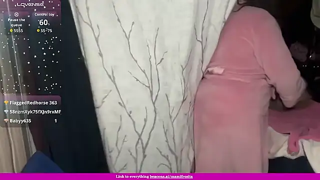 mamifresita (F young) - shower show