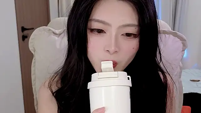 koikoi___ - Koikoi___'s free webcam - UK Sex Cams