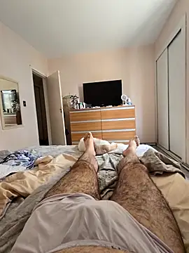 mysterbearmg - MysterBearMG's free webcam