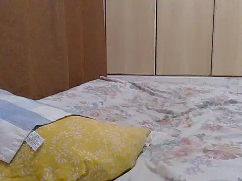 sweet-fancy - Sweet-fancy's free webcam