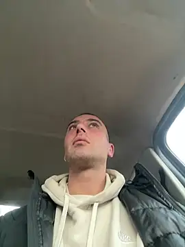 rotteei1 (M young) - Show Dick in car public