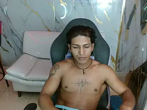 mau_elixxx - Mau_elixxx's free webcam - UK Sex Cams