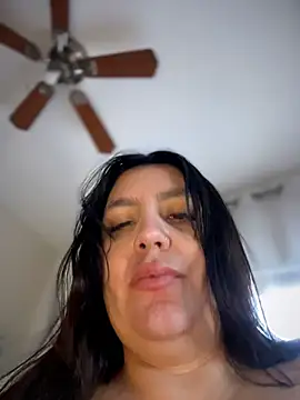 Webcam Model (Vicky_Sixx)  is live.Free join now!