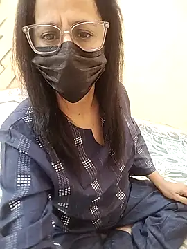 Webcam Model (meenu_bhabhi547)  is live.Free join now!