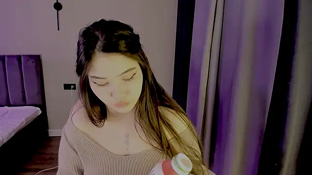 aiko_mainee - Aiko_mainee's free webcam - UK Sex Cams