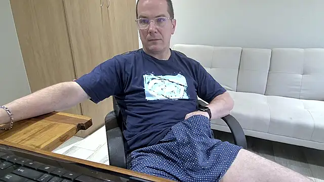 brettj81 - BrettJ81's free webcam - UK Sex Cams