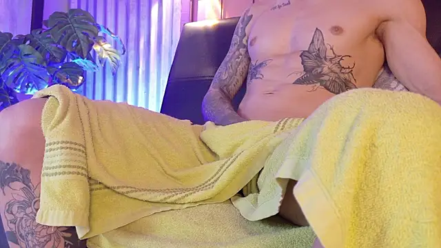 french_sexx - French_sexx's free webcam - UK Sex Cams