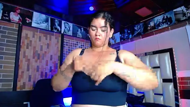 kriss_sweetboobs10 - Kriss_sweetboobs10's free webcam