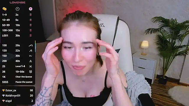 ashleyro1 - Ashleyro1's free webcam