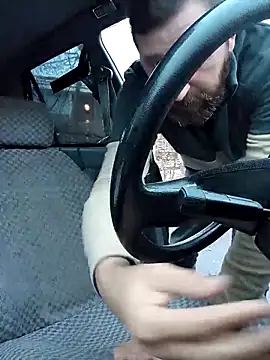 bzh45 (Ask my age) - Last tipper get 🎁