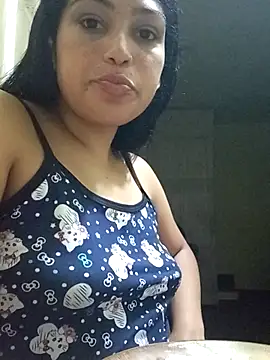 Webcam Model (Putaalexa)  is live.Free join now!