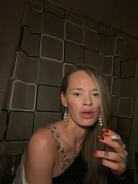 vinique99 - Vinique99's free webcam