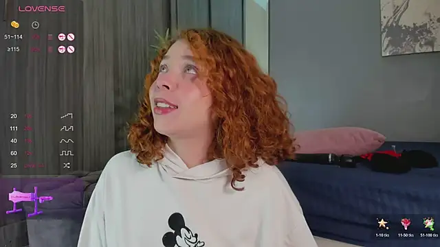 helenacole- - HelenaCole-'s free webcam