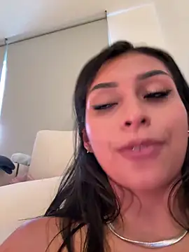 Webcam Model (sweetAli_)  is live.Free join now!