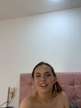 annie_bonnie_ (F teen) - Rub my pussy for you 🥵🥵