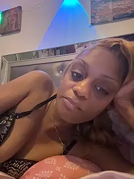 Webcam Model (angelgorgeous)  is live.Free join now!