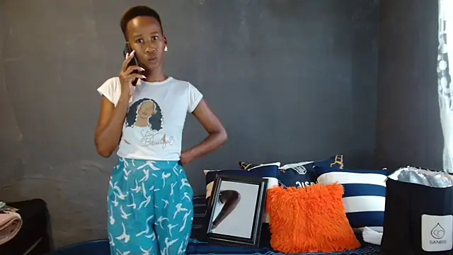 sweetslender01 - SweetSlender01's free webcam - UK Sex Cams