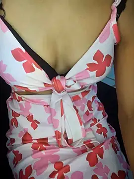 Webcam Model (Assam_girl_hot)  is live.Free join now!