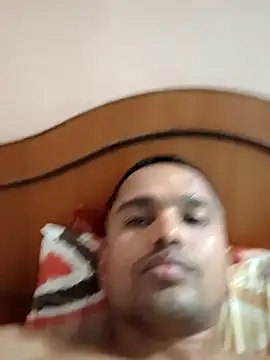 Mumbai_handsom92 webcam