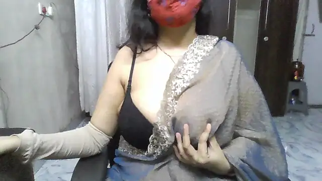 sexy_indianboobs webcam