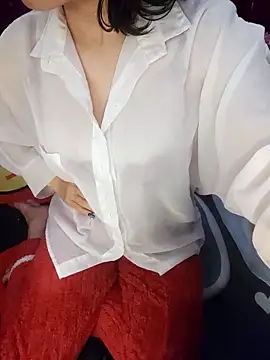 Alone_nothing webcam