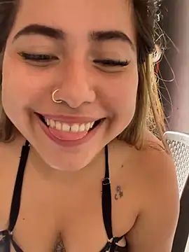 Luna_traviesa_xxx webcam