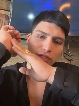 maxxxsteil (Ask my age) - SHOW HARD DICK  AND HOLE IN PUBLIC  💦🥵