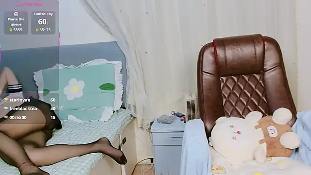 lucynan (F young) - 上空2分钟