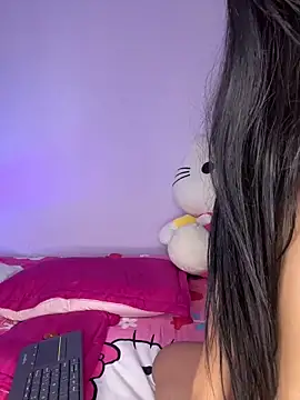 Webcam Model (Dulcekitty__)  is live.Free join now!