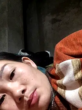 gio-thu - Gio-thu's free webcam - UK Sex Cams