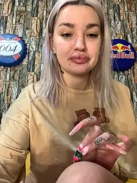 Webcam Model (Sextazy) is live