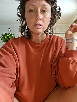 mossy_kiss - Mossy_kiss's free webcam - UK Sex Cams