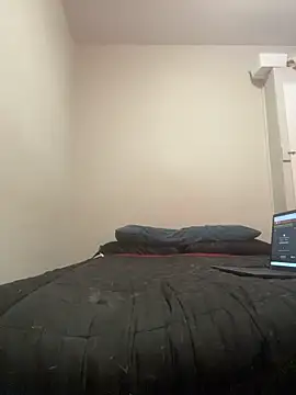 Webcam Model (SeccySerena)  is live.Free join now!