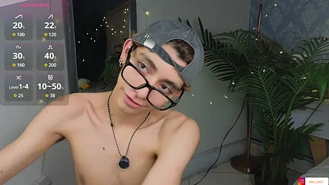 matty_sparkk (M twink) - pose 69 with a lot of milk in my ass